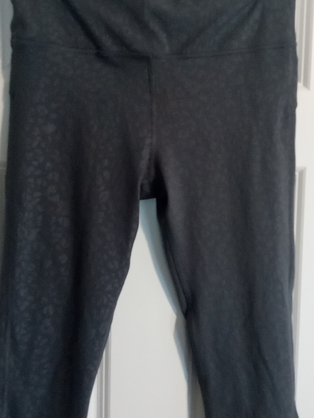 Marika Light Dark Grey Animal Print Active Cropped Leggings